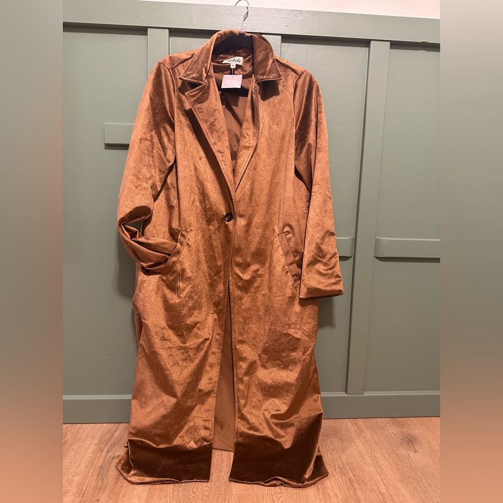 New with Tags Velvet trench coat size medium